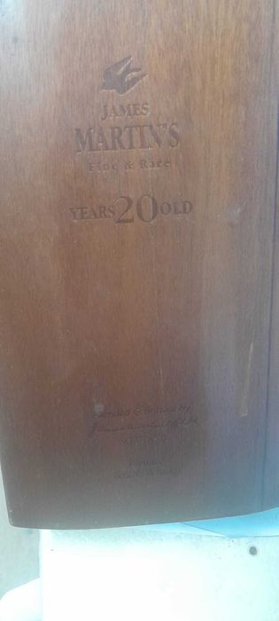 Caixa original Whisky JamesMartin 20 anos
