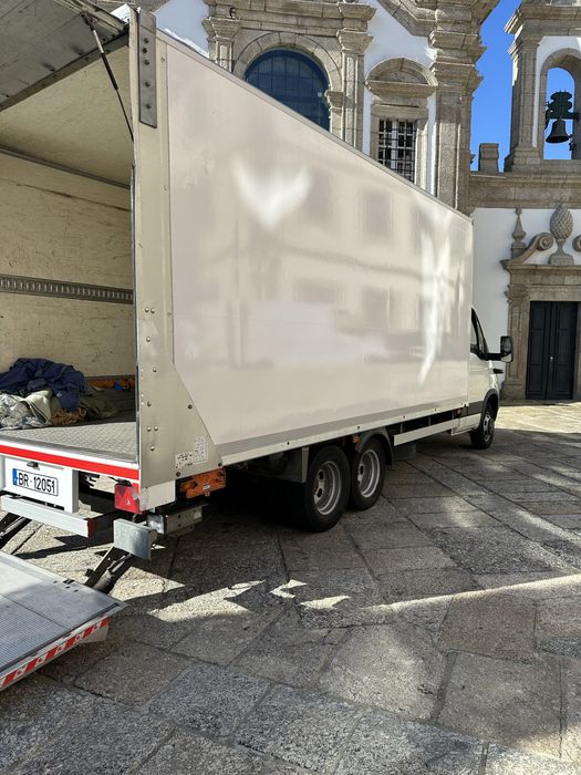 Profissinais mudanças & transportes