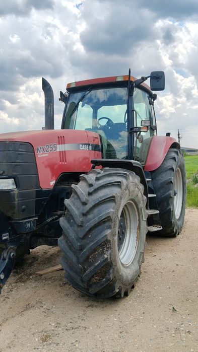 Case magnum mx255