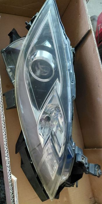 Sprzedam dwie lampy Mazda 6