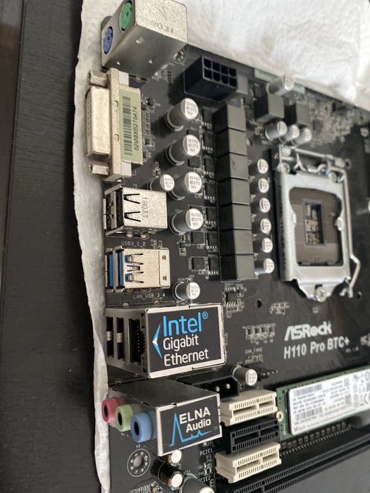 Placa mãe ASRock H110 Pro BTC+ para peças