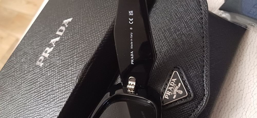 Okulary prada milano