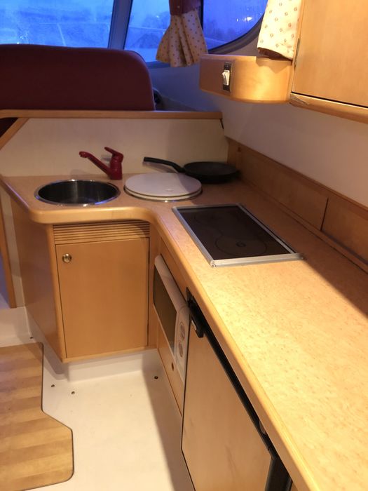 Яхта Bella Falcon 35 Fly