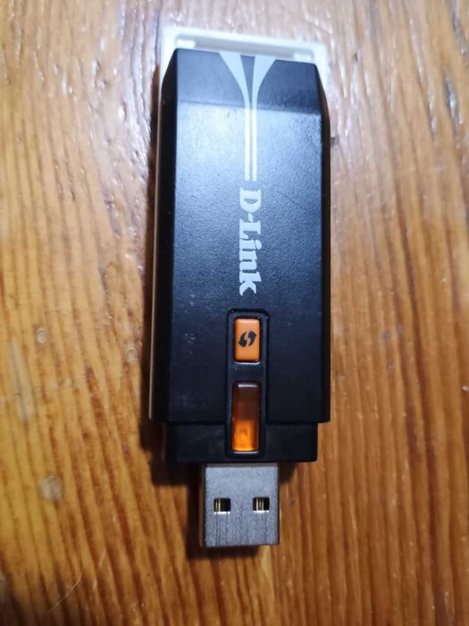 Продам Wi-Fi адаптер D-Link DWA-140