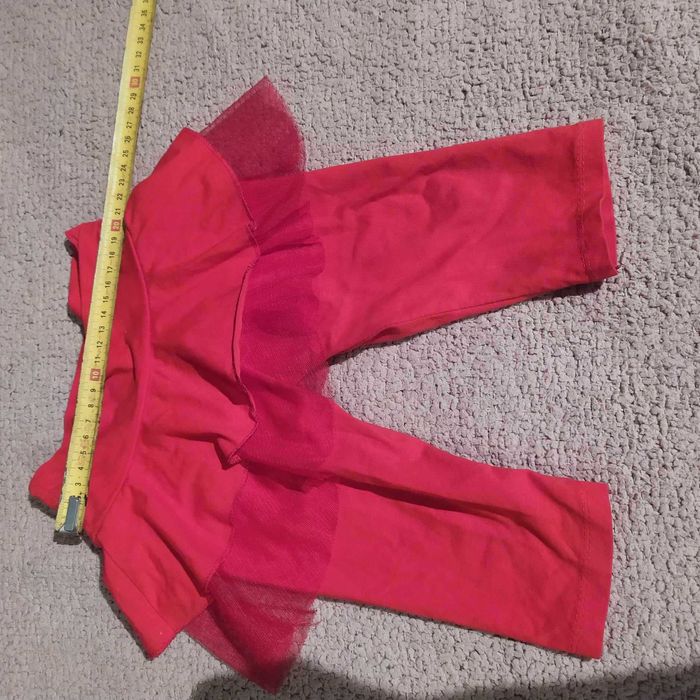 Dziewczęce spodnie leginsy z falbanką 62/68 Boże Narodzenie święta