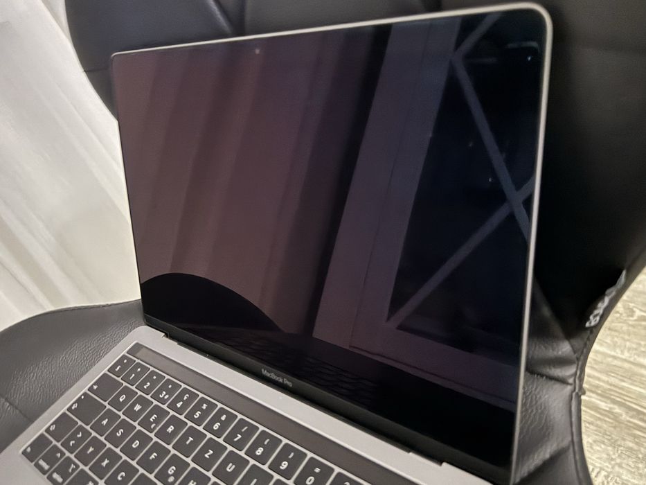 Macbook pro 2019 (A2159)