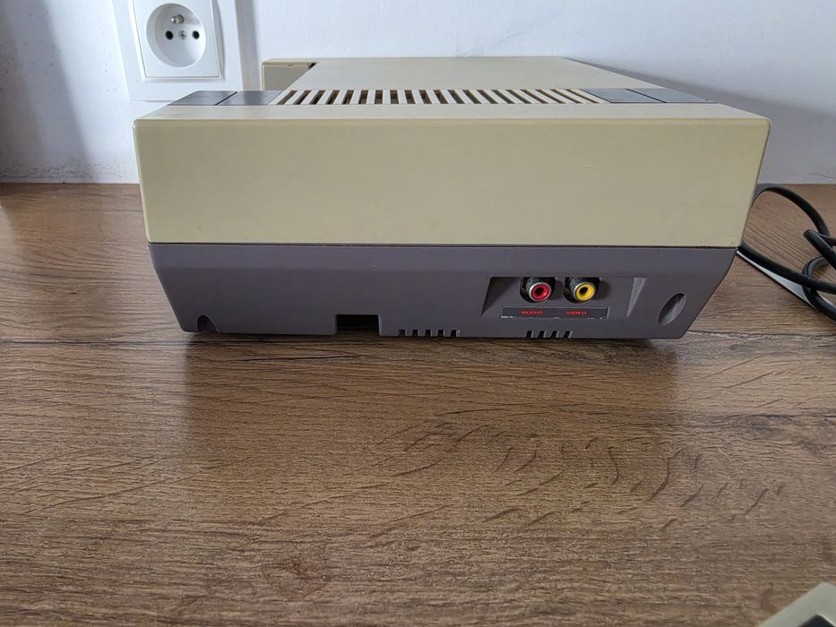 Nes konsola Nintendo Nes