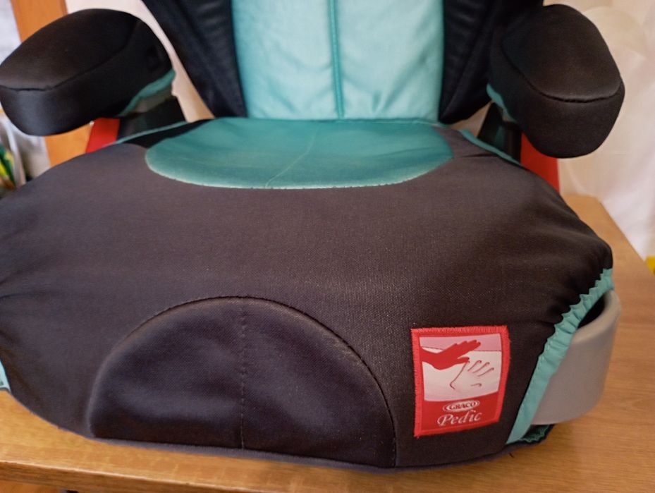 Автокрісло бустер Graco Logico L. 15-36 кг.