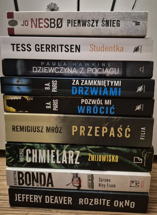 Kryminały 9 szt. różnych autorów