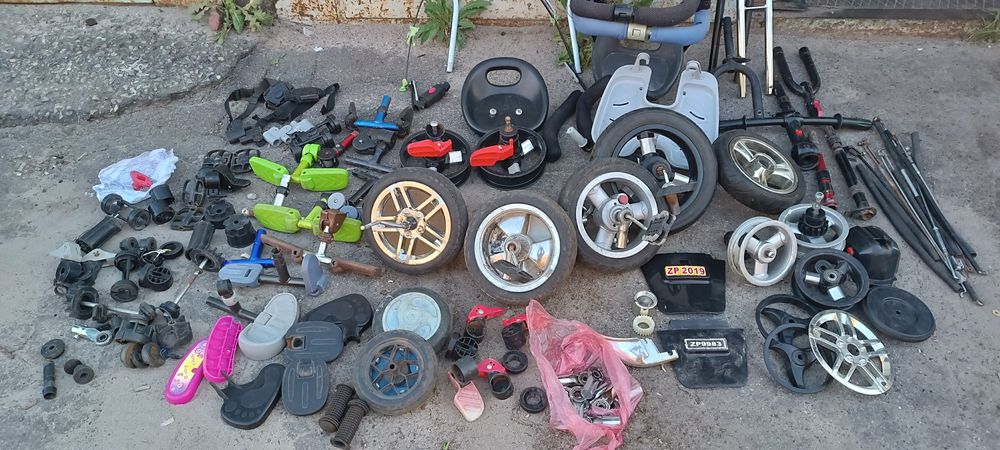 Трёхколёсный велосипед на запчасти