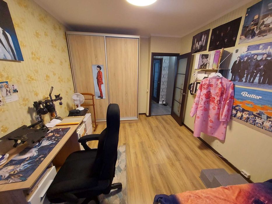 Продам 3х комнатную квартиру. Салтовка метро Студенческая.