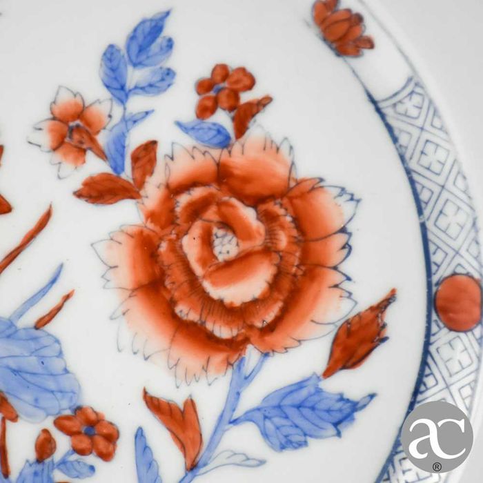 Prato decorativo em porcelana francesa NEM pintado à mão, circa 1970