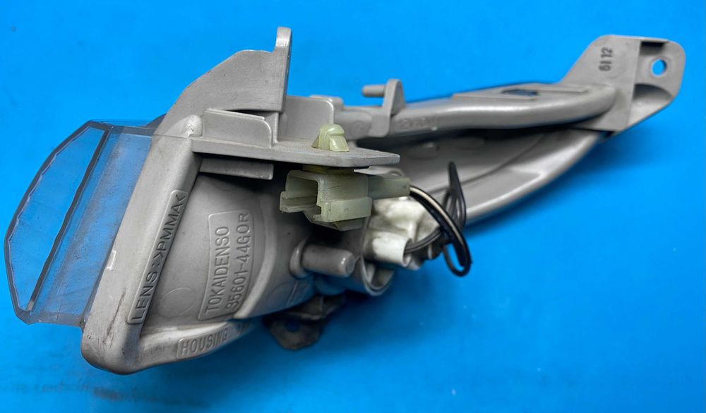 Suzuki GSR600, GSR400 оригінальний поворот передній правий