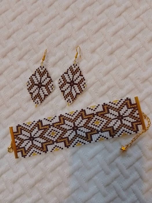 Бісерні комплекти.