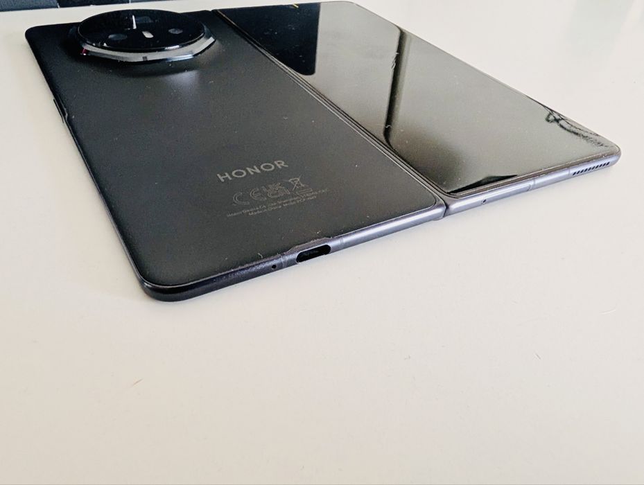 Honor Magic V3 - 12/512Gb - Preto