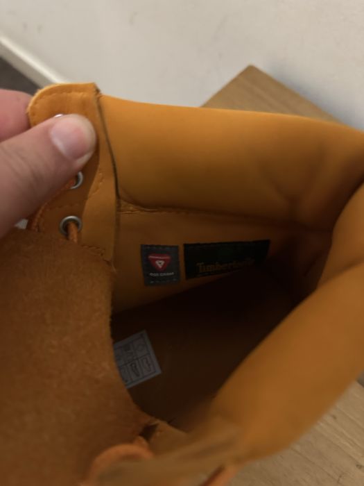 Botas timberland novas cor mostarda N43,5