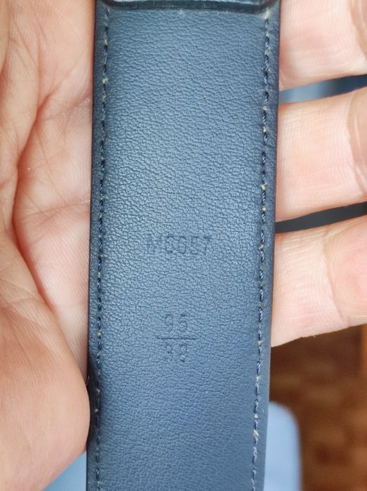 Cinto Louis Vuitton em couro original