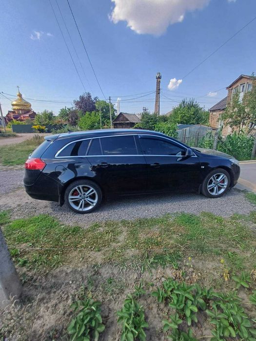 Продам автомобіль Opel insignia
