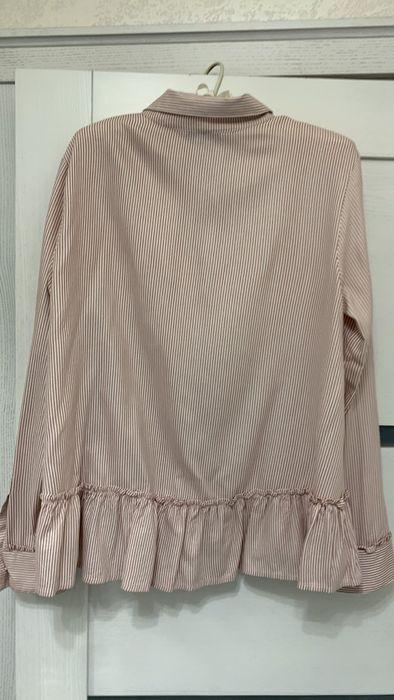 Продам блузу в полосочку для Девочки, фирма MAYORAL, рост 167 см, 18 л