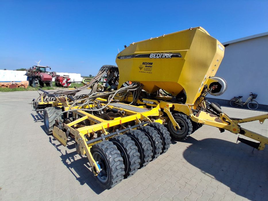 BEDNAR OMEGA OO 6000 FERT  BEDNAR OMEGA OO 6000 FERTI – 2015 | 6 m | Pierwszy właściciel |