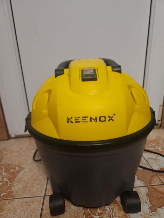 господарський пилосос  Keenox
