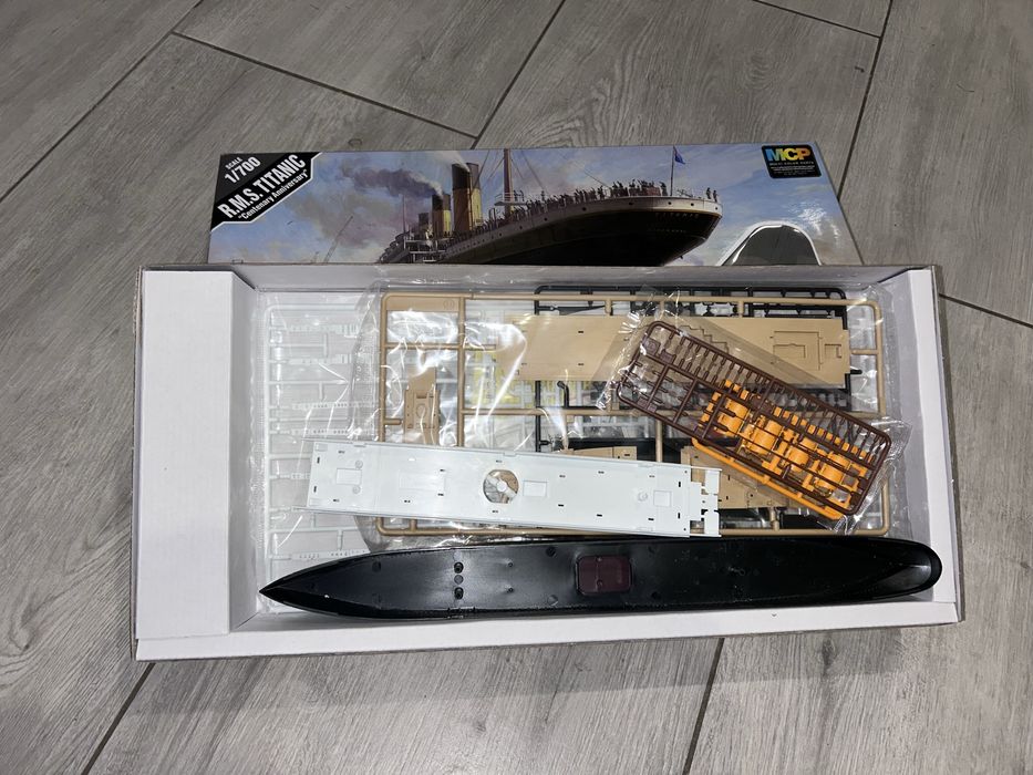 Model do sklejania Titanic 1/700 Academy MCP-NOWY!!