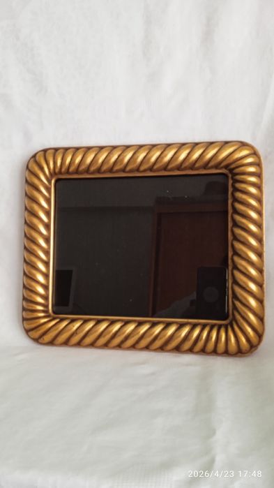 Moldura lacagem ouro velho