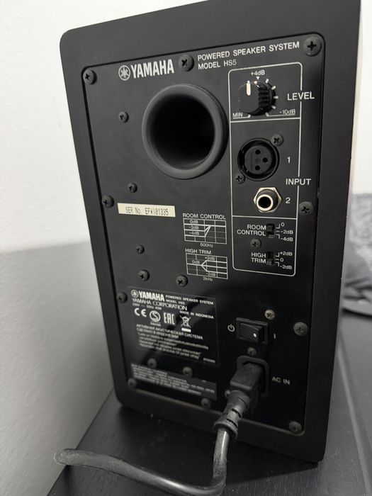 Coluna Yamaha HS5 Monitor de Estúdio – Impecável