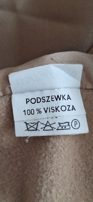 Peleryna, płaszcz, ponczo.