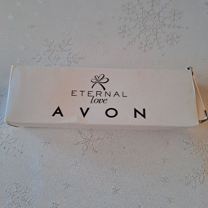 Nowy zegarek Avon