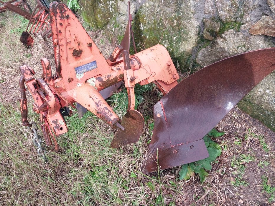 Charrua Agrimil 14” – Reversível – Bom estado