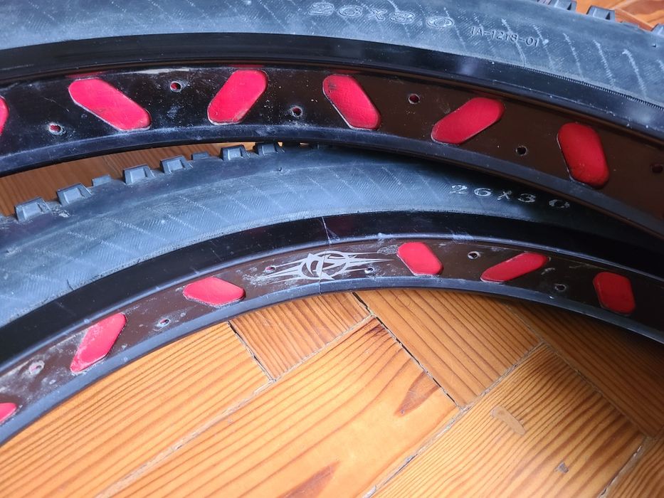 Pneus bicicleta Surly Knard 26 x 3.0