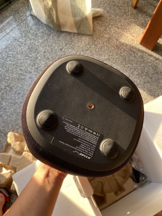 Caixa de Som Stage PartyFree S2 – Usada 1 vez, tá nova!