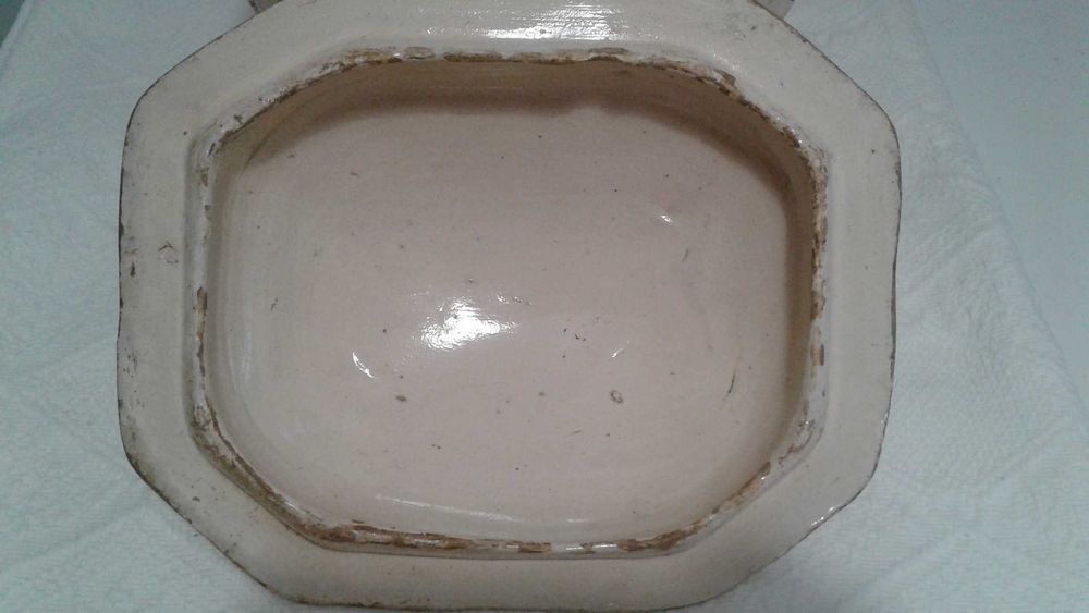 Terrina. Muito antiga. Anos finais de 1800