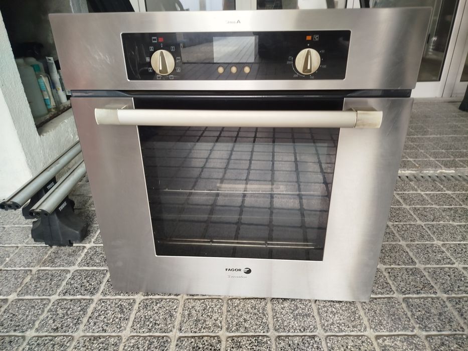 Forno encastre  Fagor