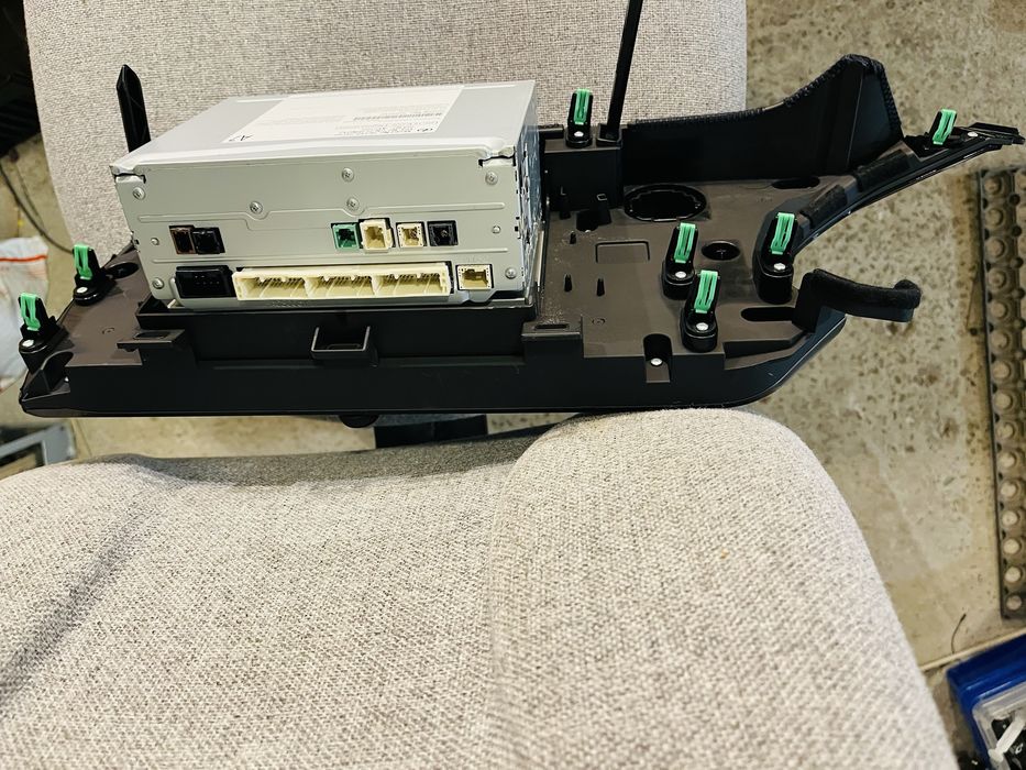 Магнитола Lexus NX 2023