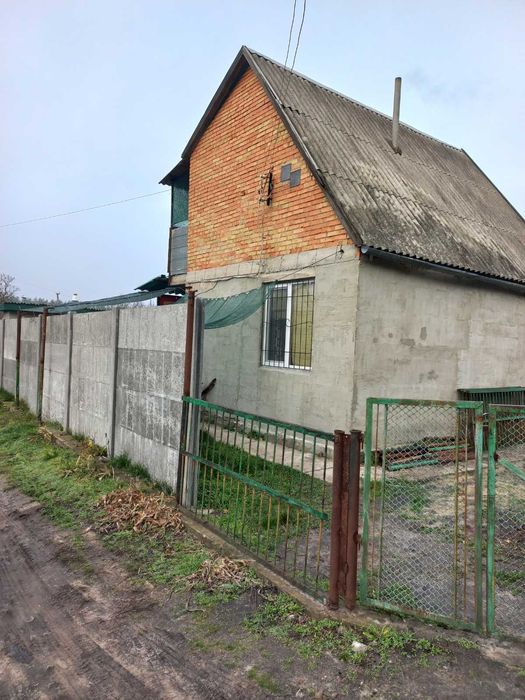 Продам дачу в СТ Лісна Поляна