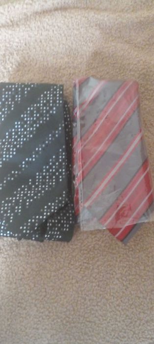 Продам подарочный набор галстука.3 в 1 Фирмы GARETTI