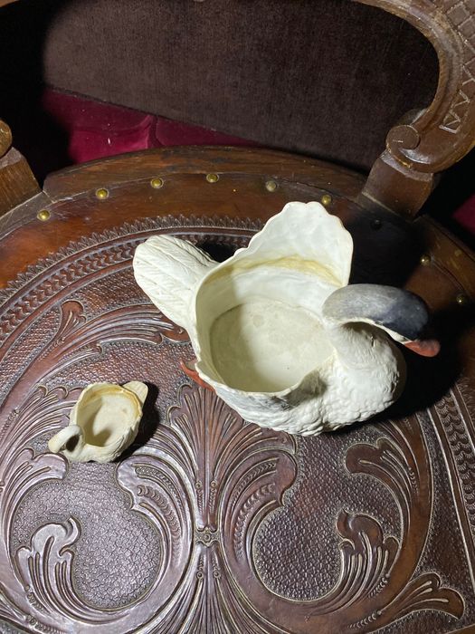 Par floreiras Cisne Biscuit Vista Alegre VA 14 cm