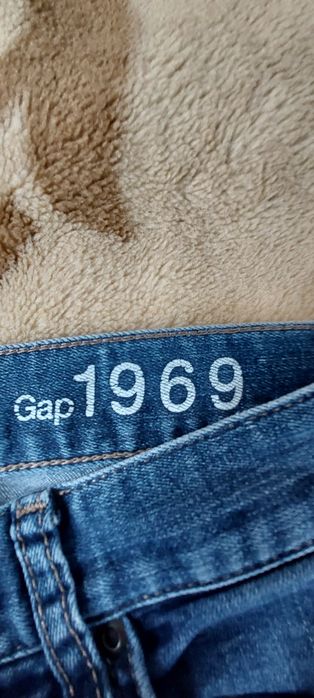 Spodnie jeansowe dżinsowe XS  gap 1969 dziny proste nogawki