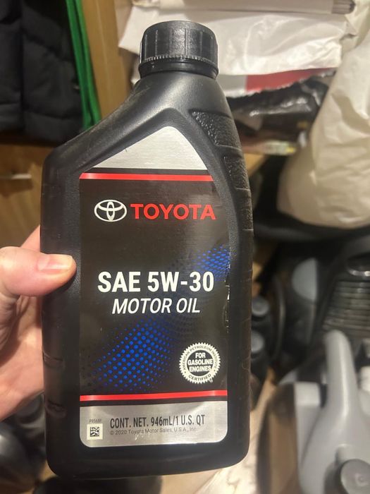 Масло Toyota Sae 5w30 motor oil 1L 00279-1QT5W