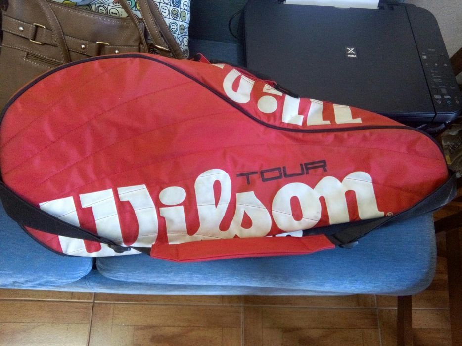Mala desportiva para tennis grande.