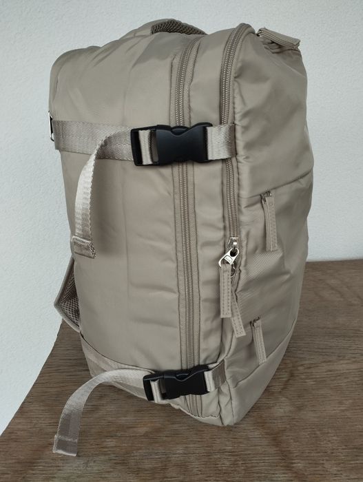 Plecak bagaż podróży do samolotu Nowy jasna oliwka beż