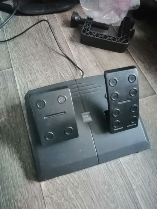 Компьютерный руль SVEN