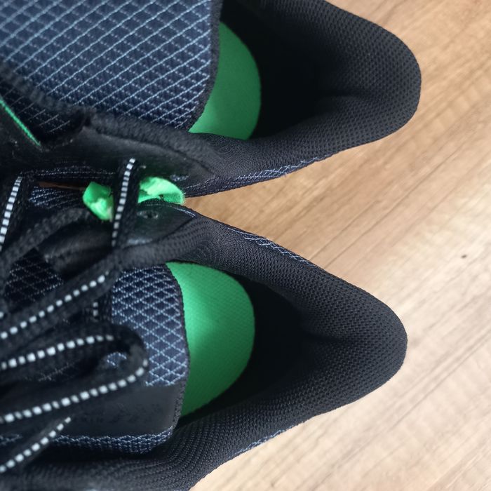 Кросівки Nike Quest 3 Shield 
Оригінал!