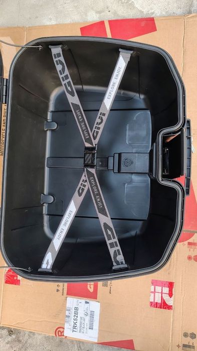 Центральний кофр GIVI TRK52BB Trekker Lite Monokey .