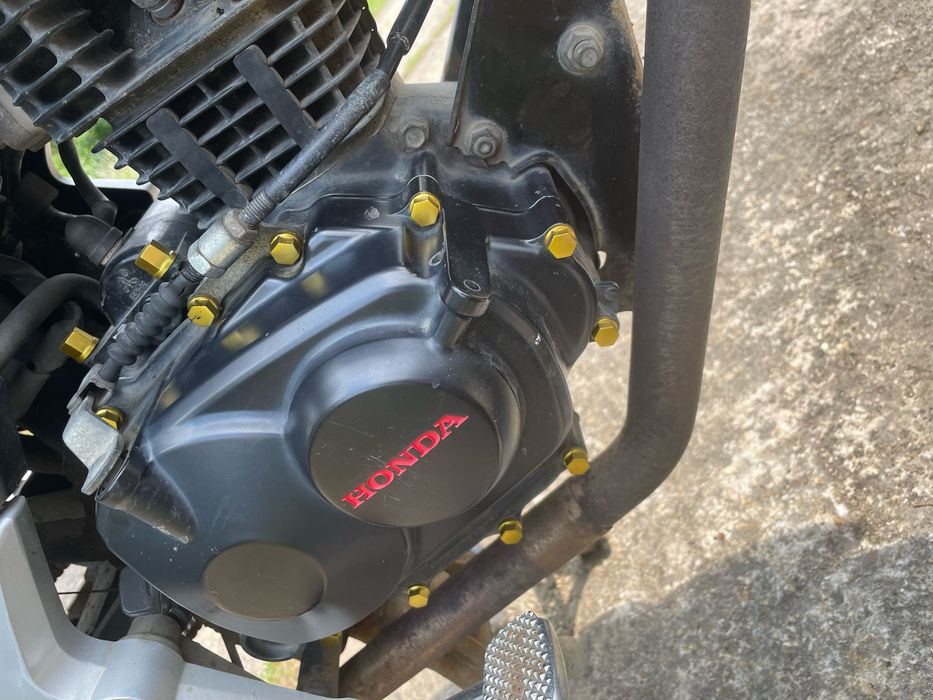 Пластикові ковпачки на болти кріплення колпачки для болтов цветные