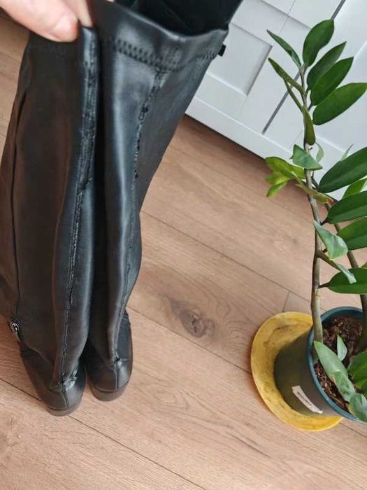 Czarne skórzane kozaki za kolano Kazar 38