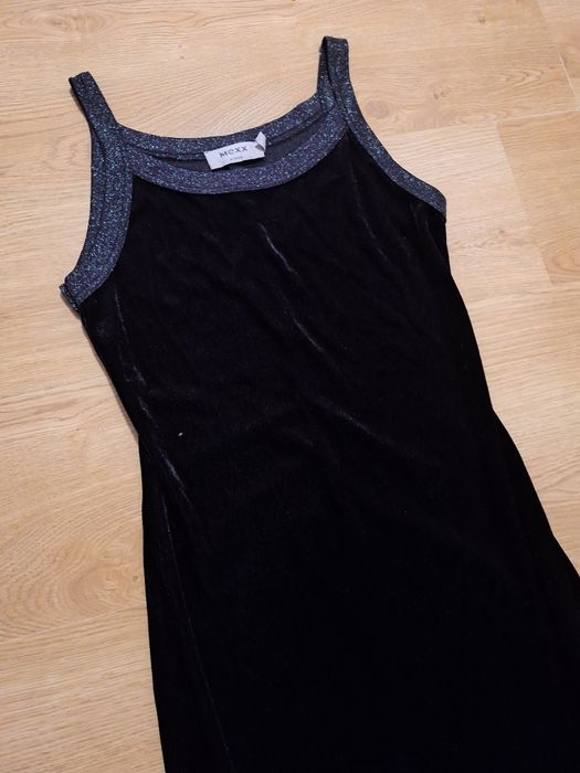 Продам брендову сукню