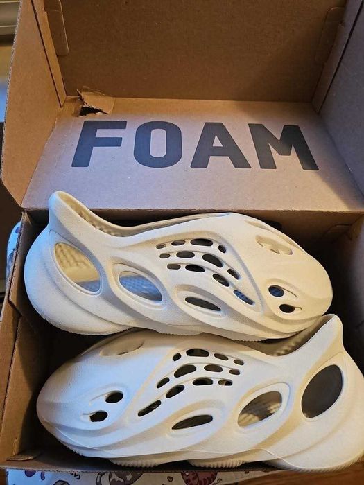 Adidas Yeezy Foam Runner